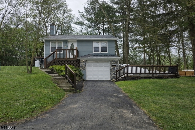 36 Chatham Road West Milford, NJ 07421 - Photo 2 of 11