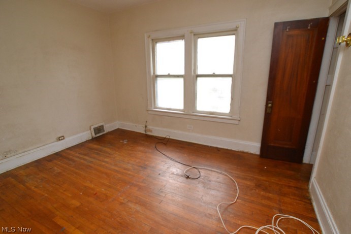 3229 Oak Road Cleveland, OH 44118 - Photo 24 of 27 Gallery Image 24