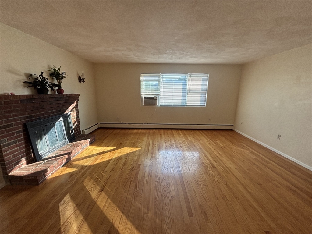 2 A Bryon Road, Unit 2A Newton, MA 02467 - Photo 6 of 10 Gallery Image 6