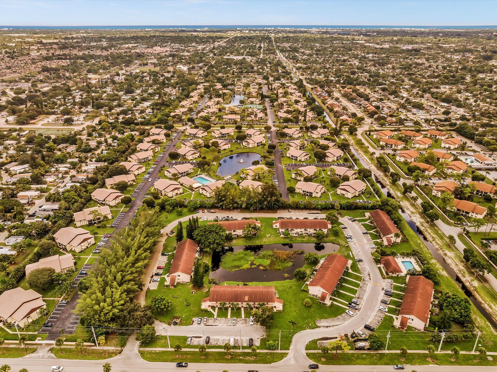 342 Pine Ridge Circle, Unit D2 Greenacres, FL 33463 - Photo 43 of 45 44-DJI_20250919143310_0036_D_FPP