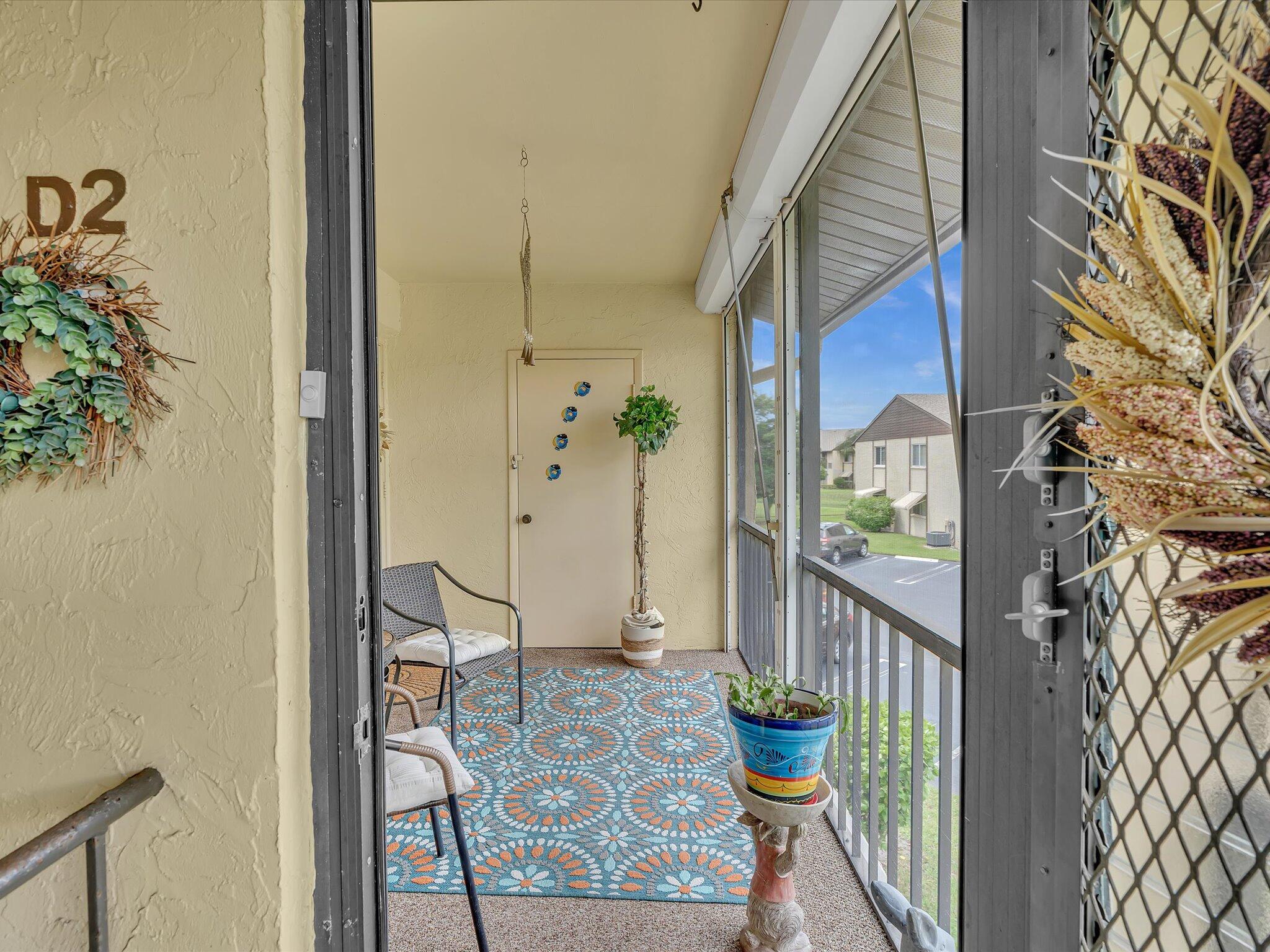 342 Pine Ridge Circle, Unit D2 Greenacres, FL 33463 - Photo 5 of 45 05-FPP00021