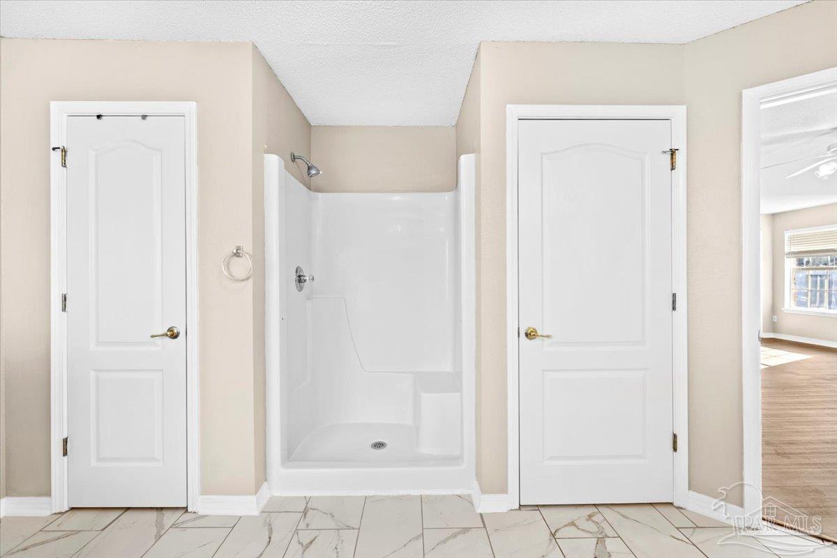 7121 Fitzpatrick Road Pensacola, FL 32526 - Photo 8 of 39 Gallery Image 8