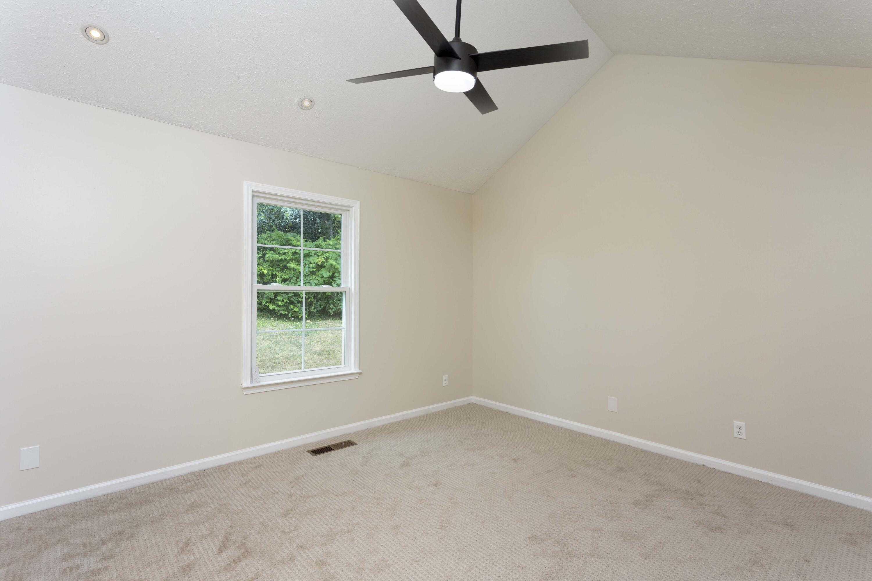 7001 Tree Line Drive Harrison, TN 37341 - Photo 15 of 32 Primary Bedroom