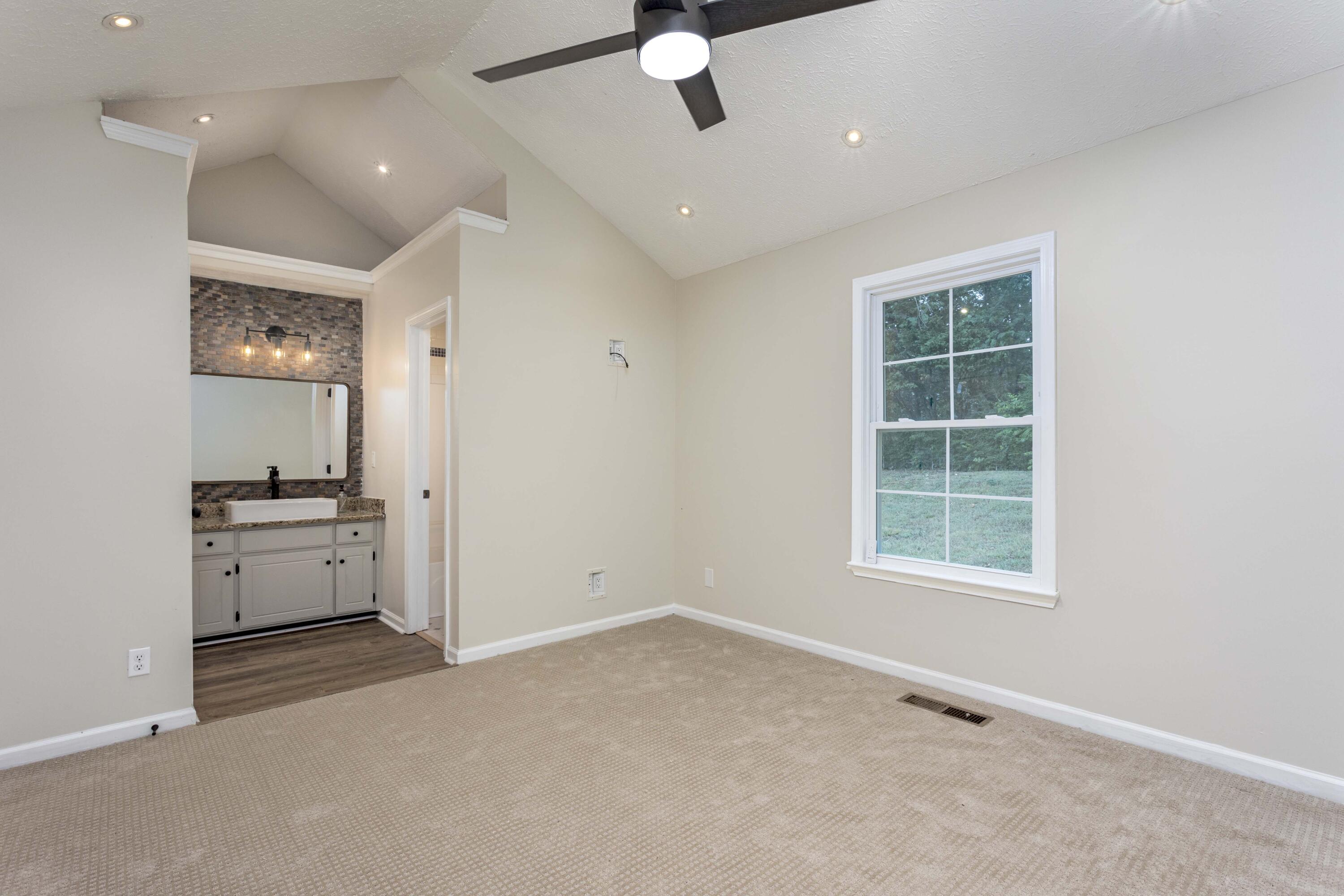 7001 Tree Line Drive Harrison, TN 37341 - Photo 16 of 32 Primary Bedroom