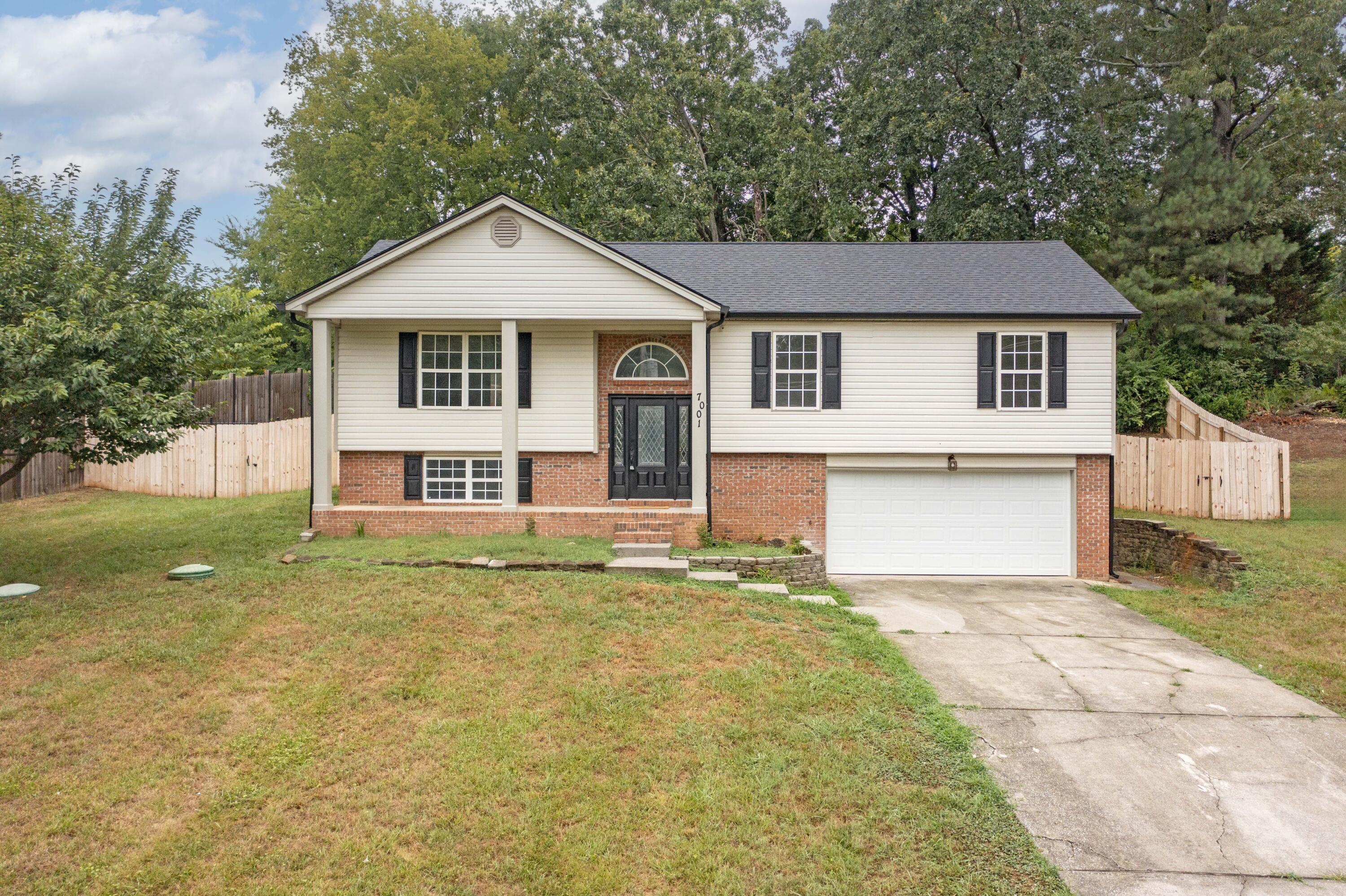 7001 Tree Line Drive Harrison, TN 37341 - Photo 31 of 32 Front of House