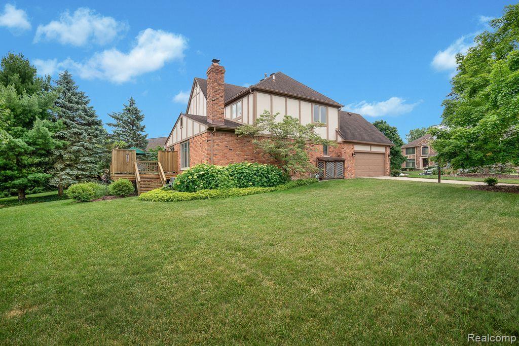 2072 Ridgefield Court Rochester Hills, MI 48306 - Photo 39 of 41