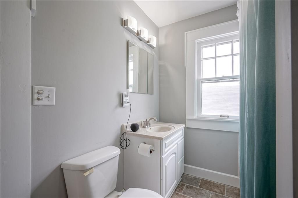 4260 Rookwood Avenue Indianapolis, IN 46208 - Photo 12 of 31 Gallery Image 12