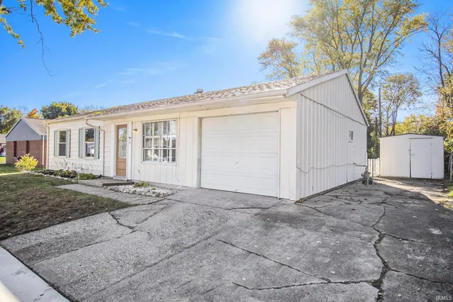 $192,500 | 1512 Southlea Drive, South Bend, IN 46628