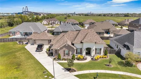 $475,000 | 112 Cove Glen Lane, Luling, LA 70070