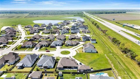 $475,000 | 112 Cove Glen Lane, Luling, LA 70070