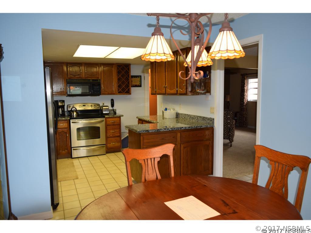 1306 South Riverside Drive Edgewater, FL 32132 - Photo 8 of 25 Gallery Image 8