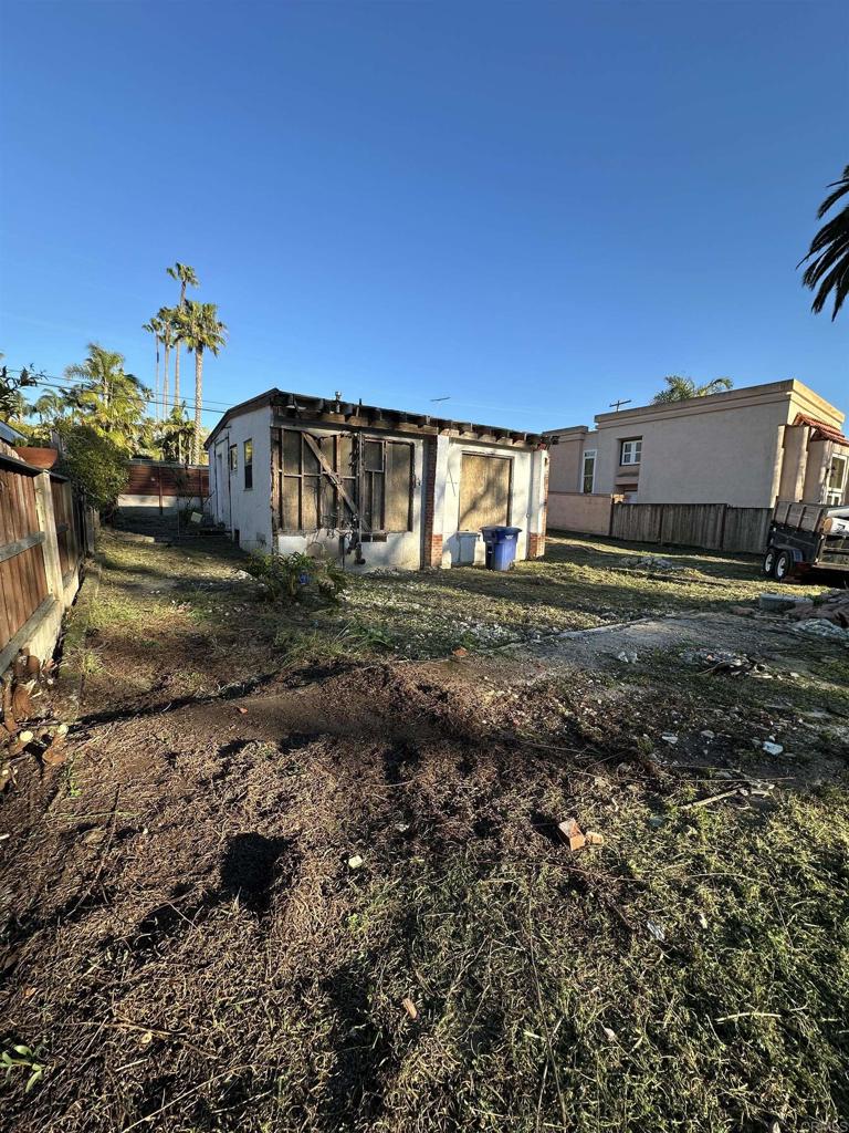 844 Saxony Road Encinitas, CA 92024 - Photo 13 of 27