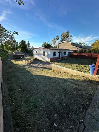 $999,999 | 844 Saxony Road, Encinitas, CA 92024