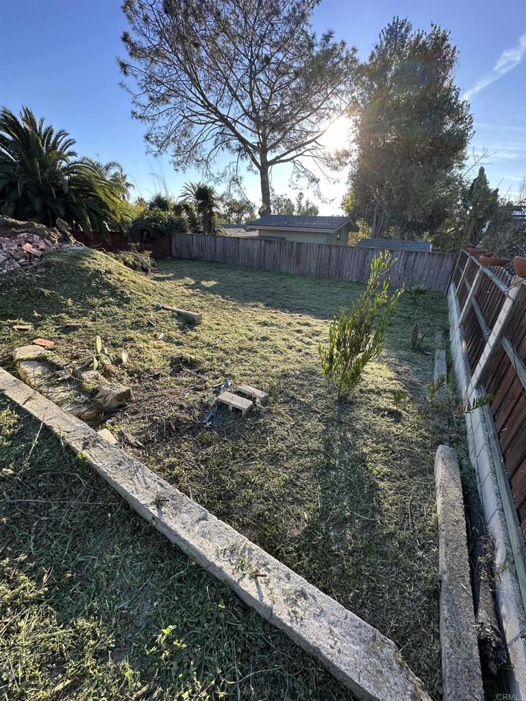 844 Saxony Road Encinitas, CA 92024 - Photo 10 of 27