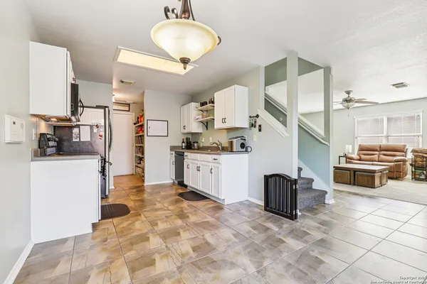 $289,100 | 8915 Gathering Pass, Converse, TX 78109