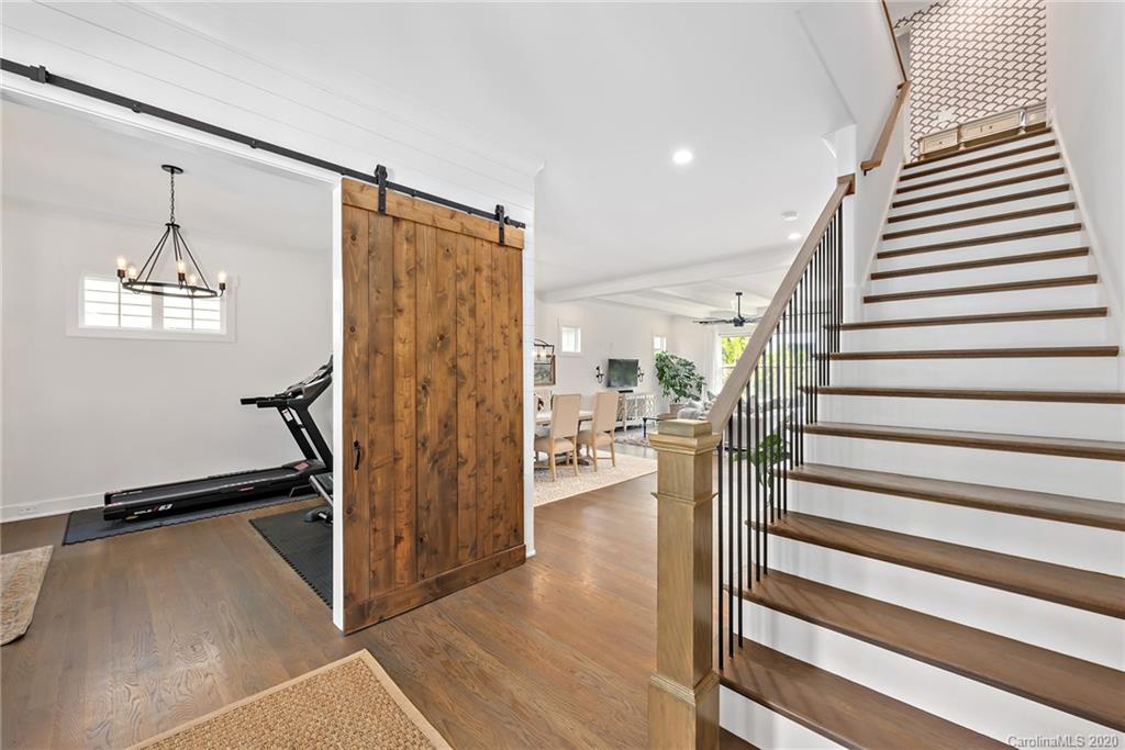 1520 Brook Road Charlotte, NC 28205 - Photo 14 of 31 Gallery Image 14