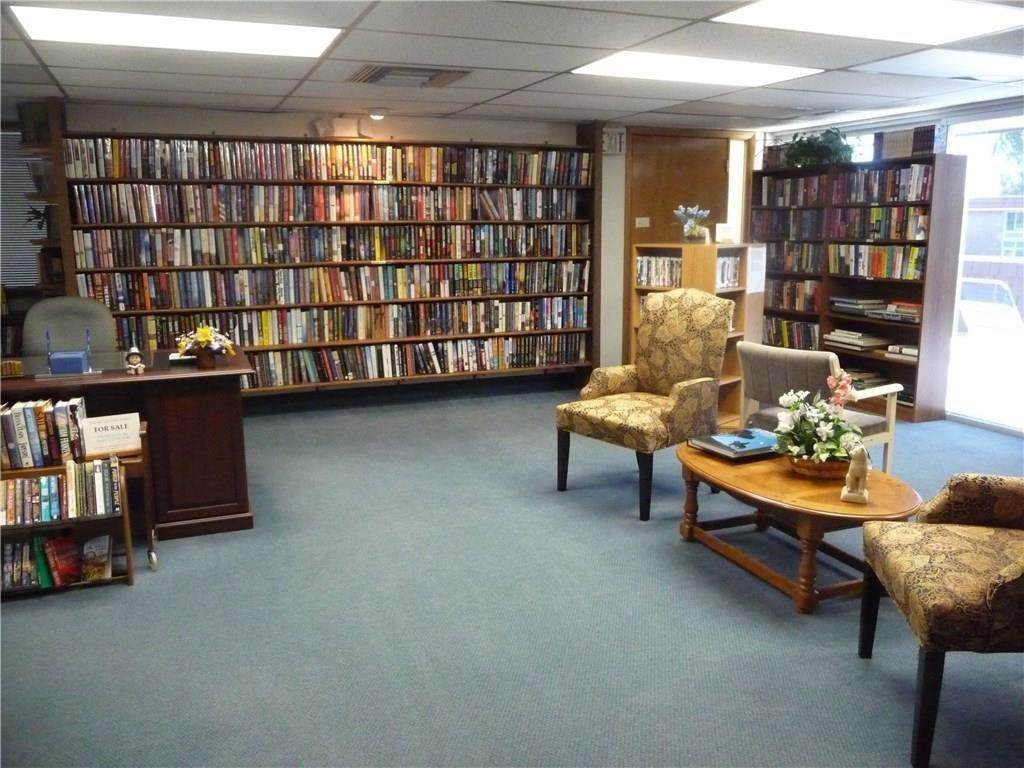 1225 Northwest 21st Street, Unit 912 Stuart, FL 34994 - Photo 27 of 34 Clubhouse Library