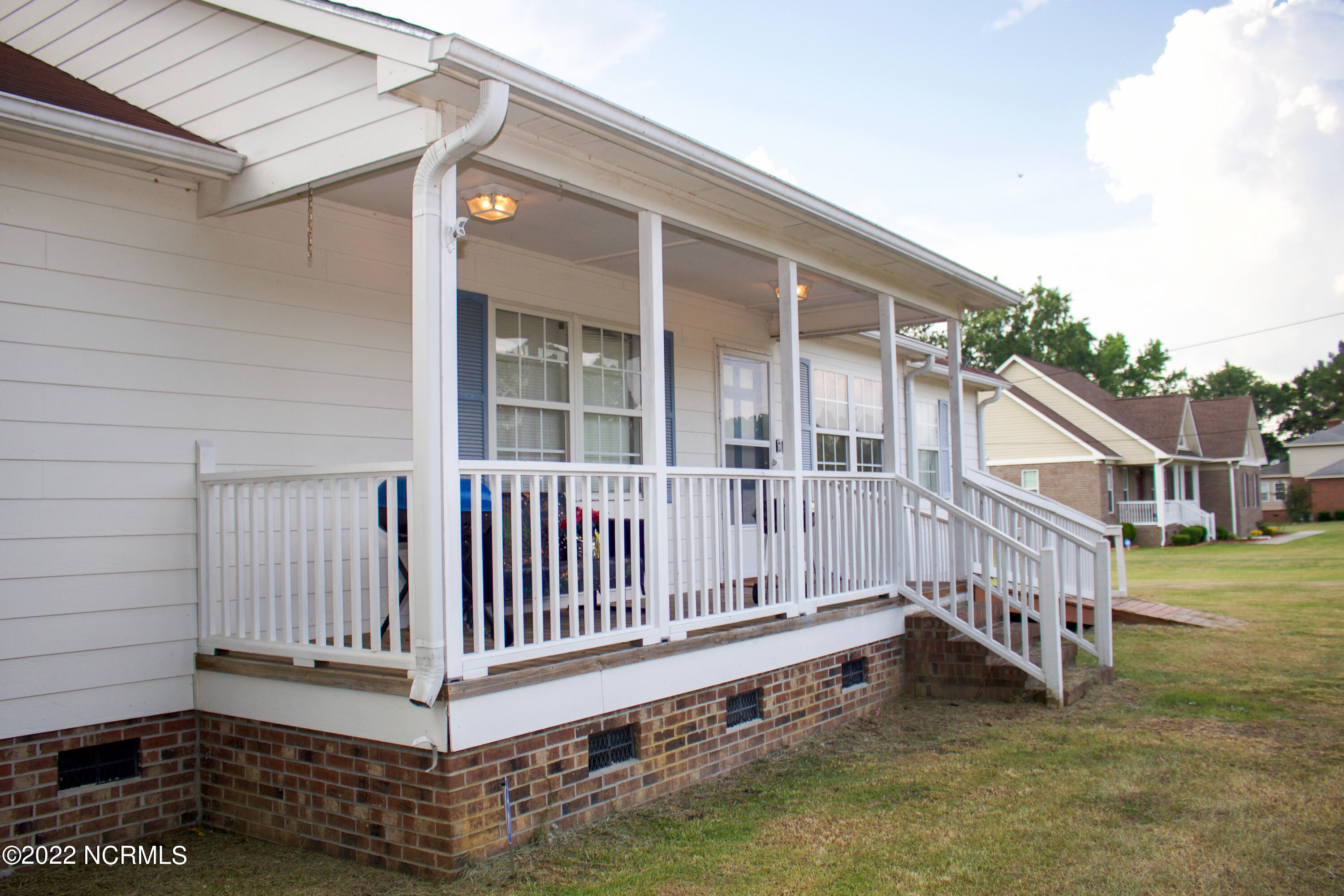 815 Isaac Weeks Road Clinton, NC 28328 - Photo 22 of 23 IMG_2404