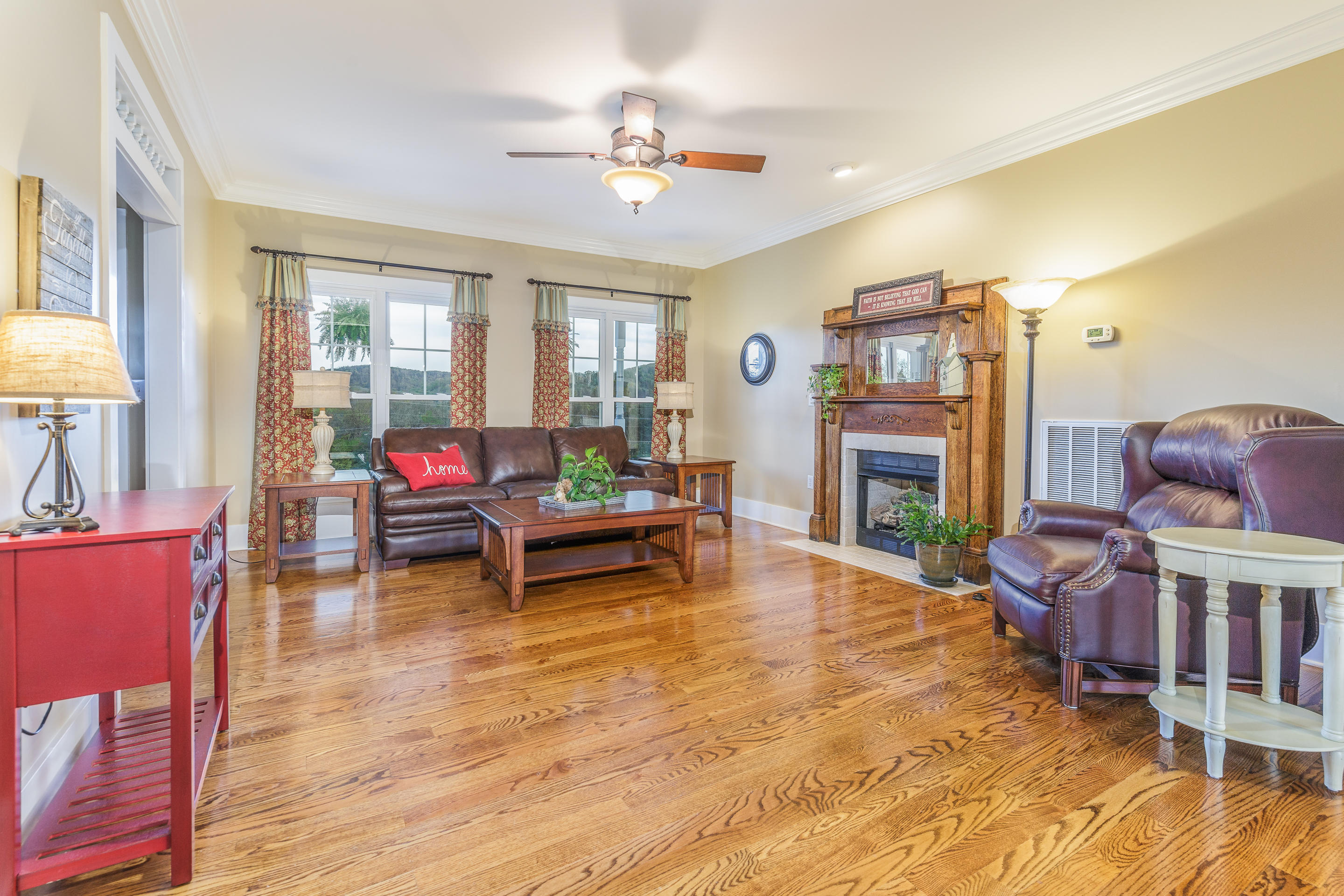 4596 Decatur Highway Ten Mile, TN 37880 - Photo 3 of 14 living room 1