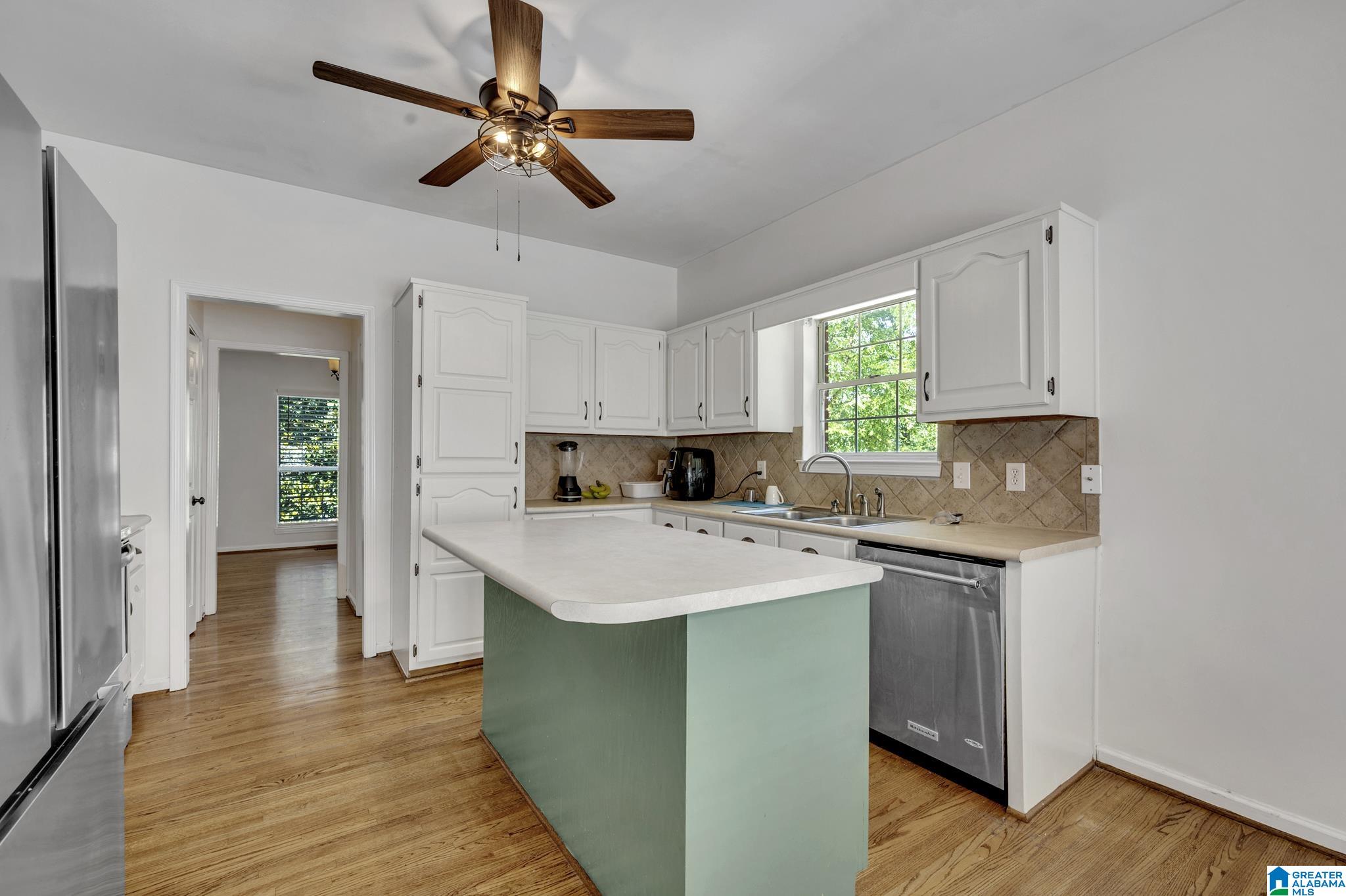 426 Oak Ridge Drive Moody, AL 35004 - Photo 10 of 41