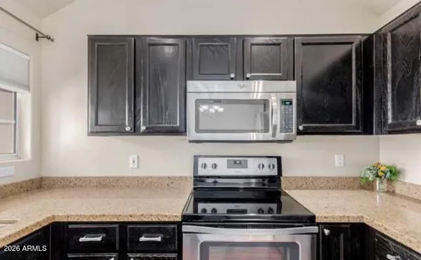 $1,700 | 1633 East Lakeside Drive, Unit 106, Gilbert, AZ 85234