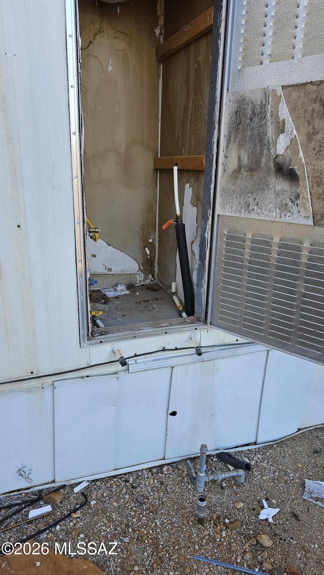 7430 West Bopp Road Tucson, AZ 85735 - Photo 32 of 37 No Water Heater