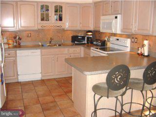 244 Sandringham Road Cherry Hill, NJ 08003 - Photo 3 of 6