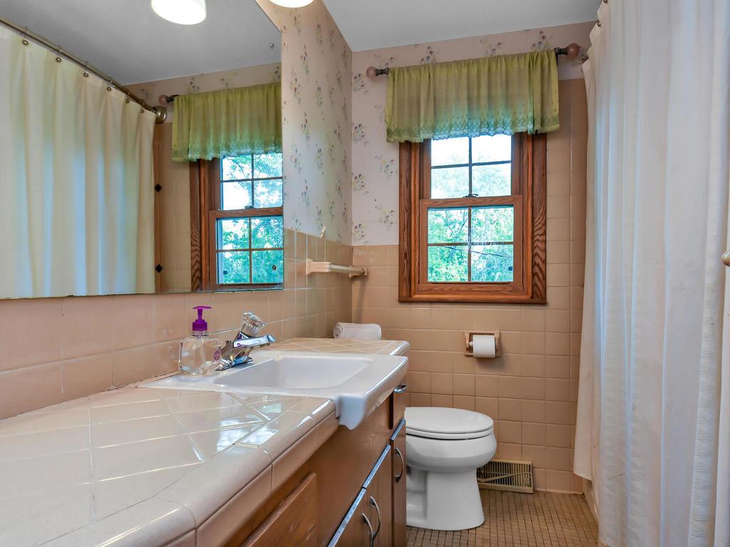 7541 Ridgeway Road Golden Valley, MN 55426 - Photo 22 of 28 Gallery Image 22