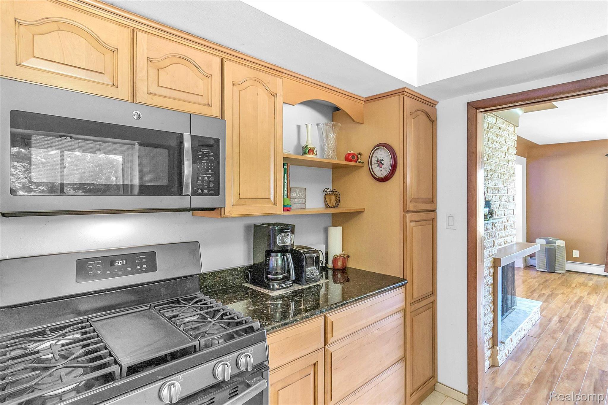 9055 Morton Taylor Road Belleville, MI 48111 - Photo 25 of 55 COFFEE STATION/KITCHEN