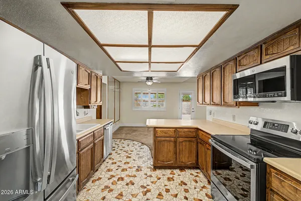 $860,000 | 618 East Harwell Road, Gilbert, AZ 85234