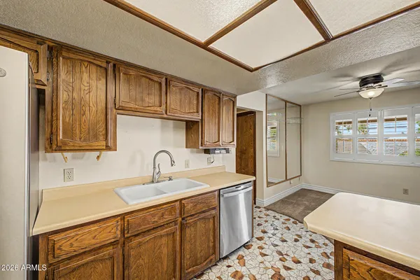 $860,000 | 618 East Harwell Road, Gilbert, AZ 85234