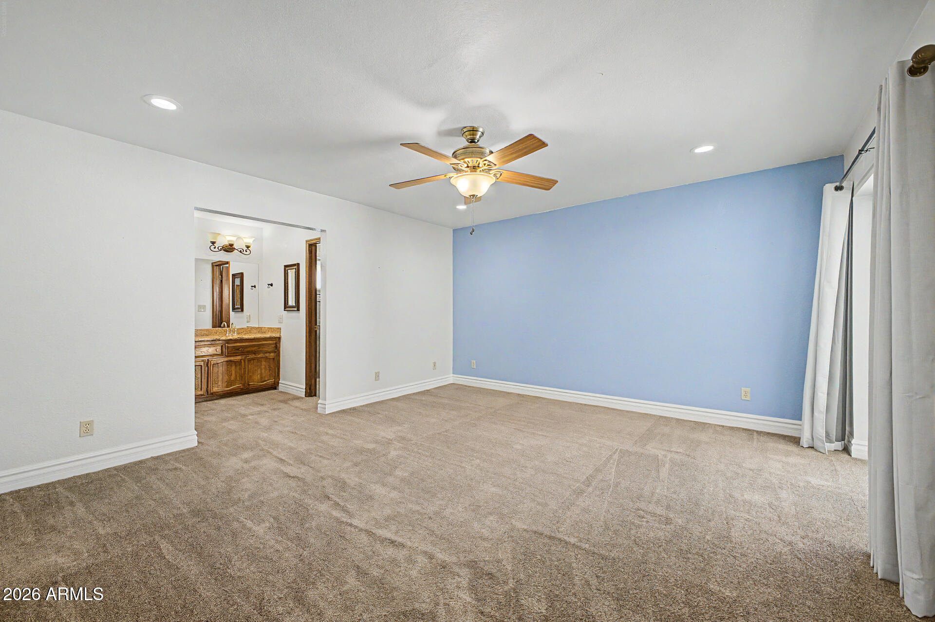 618 East Harwell Road Gilbert, AZ 85234 - Photo 19 of 60 16 - Harwell