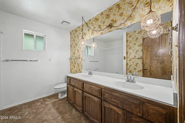 $860,000 | 618 East Harwell Road, Gilbert, AZ 85234