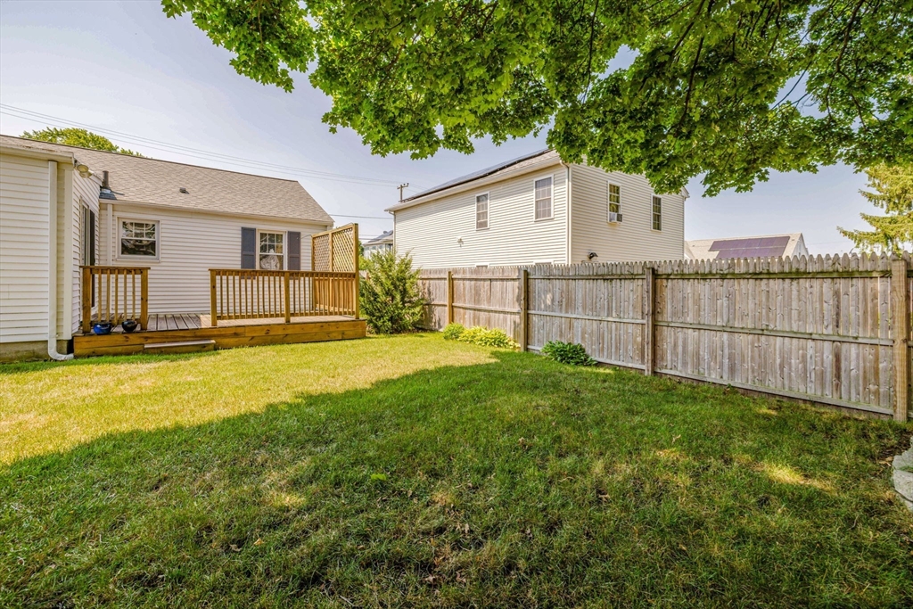 156 Harris Street Pawtucket, RI 02861 - Photo 26 of 41