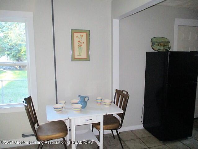 1731 Reo Road Lansing, MI 48910 - Photo 6 of 29 Main room
