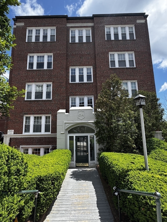 21 Bradlee Road, Unit 46 Medford, MA 02155 - Photo 10 of 10