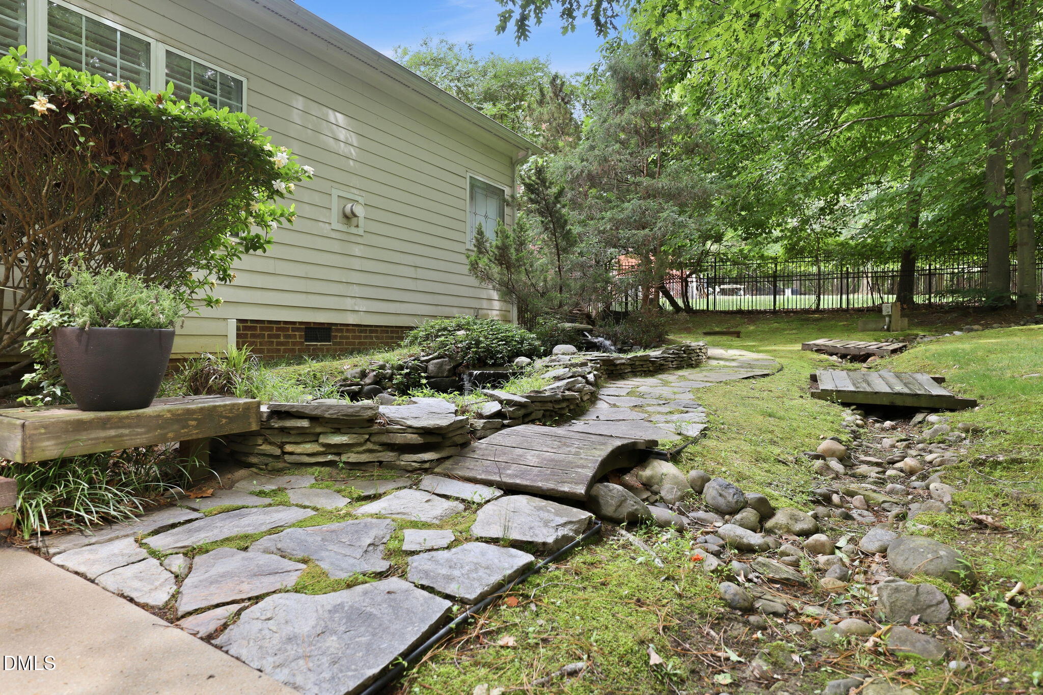 1008 Old Meetinghouse Way Raleigh, NC 27615 - Photo 48 of 79