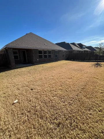 $2,400 | 10305 Rambling Brks Lane, Aubrey, TX 76227