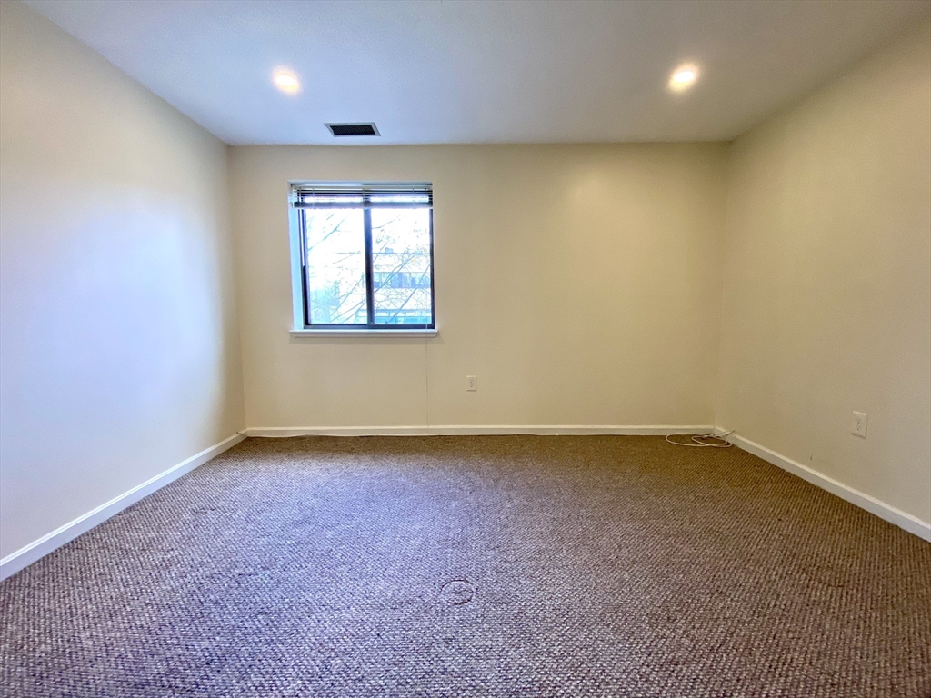 666 Main Street, Unit 315 Winchester, MA 01890 - Photo 16 of 23