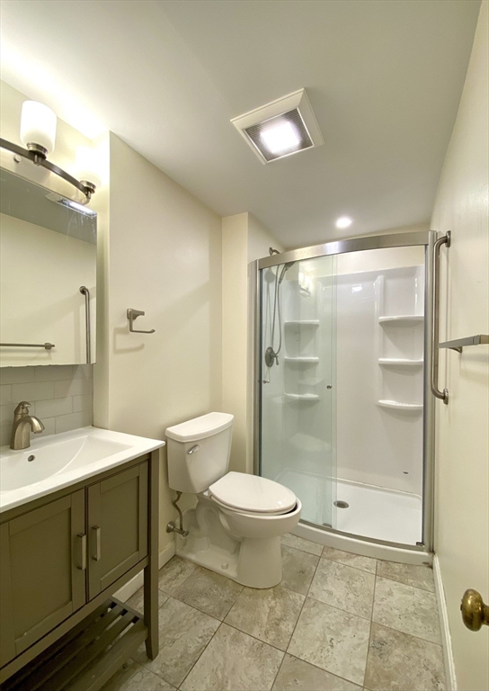 666 Main Street, Unit 315 Winchester, MA 01890 - Photo 18 of 23