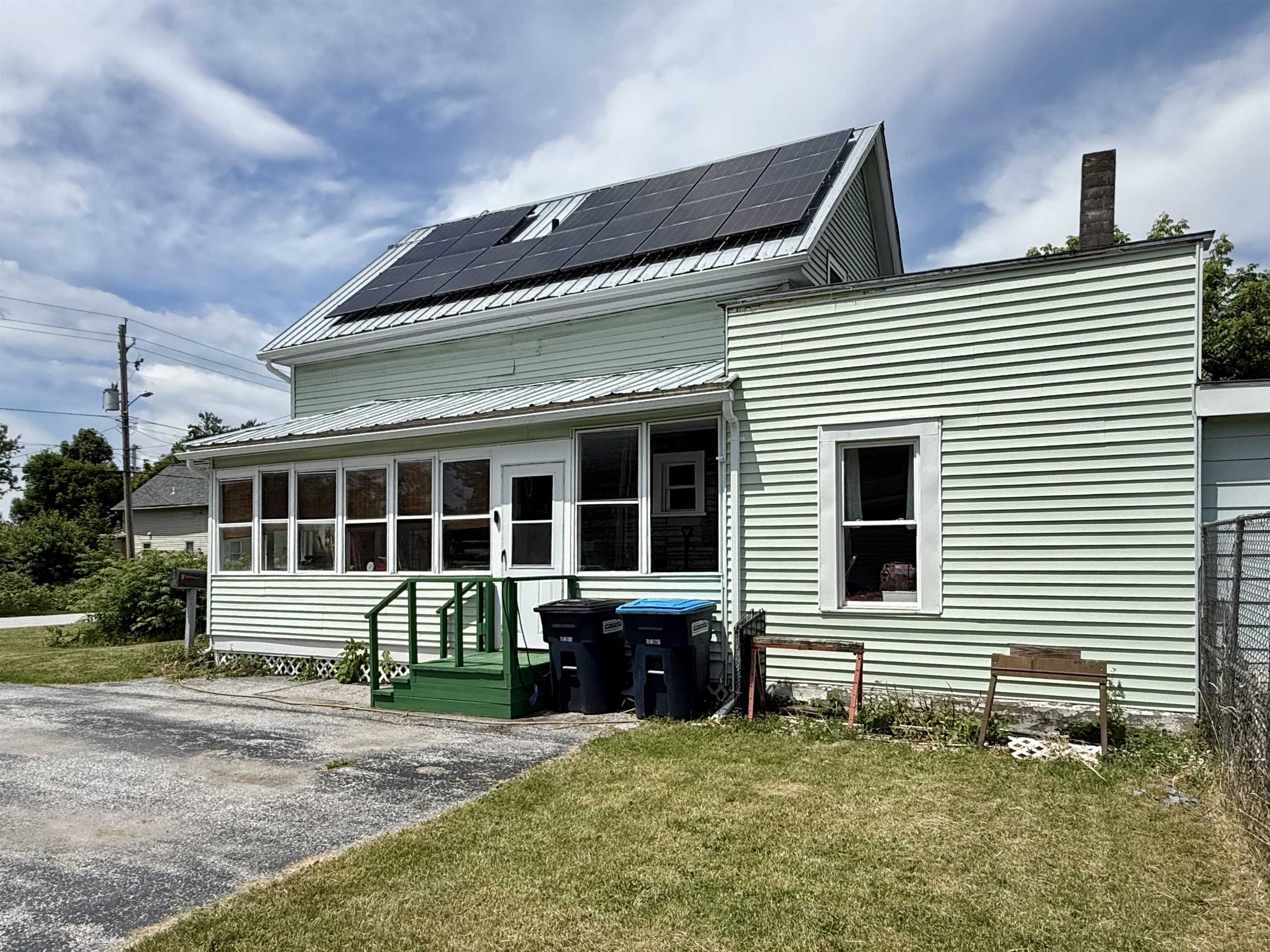 85 Aldis Street St. Albans, VT 05478 - Photo 4 of 42