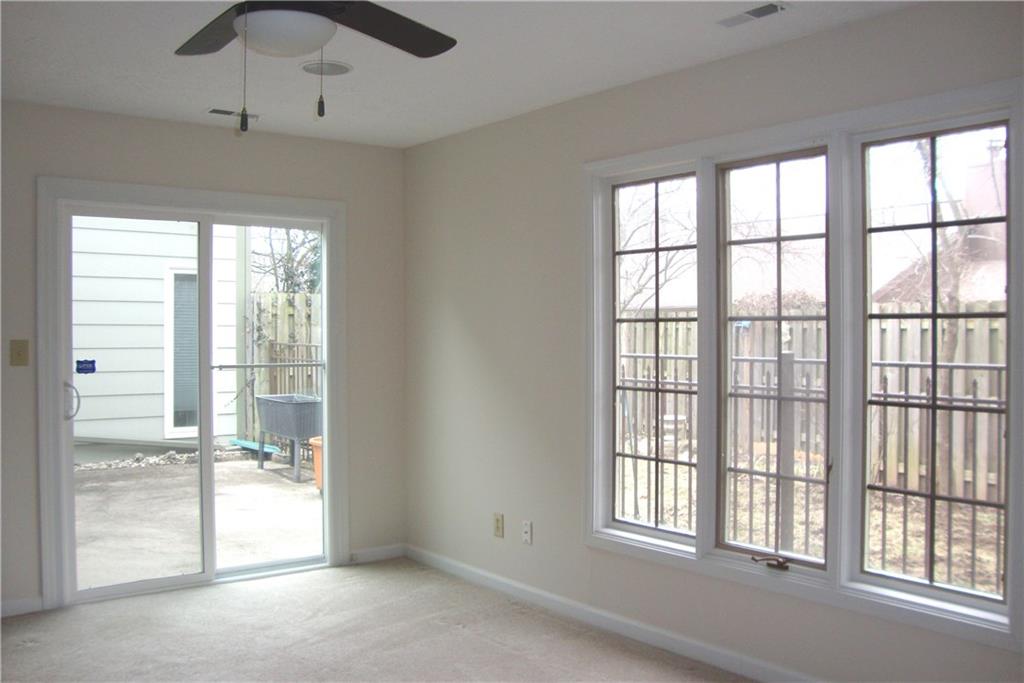 5212 Hawks Point Road, Unit 241 Indianapolis, IN 46226 - Photo 8 of 14 Gallery Image 8