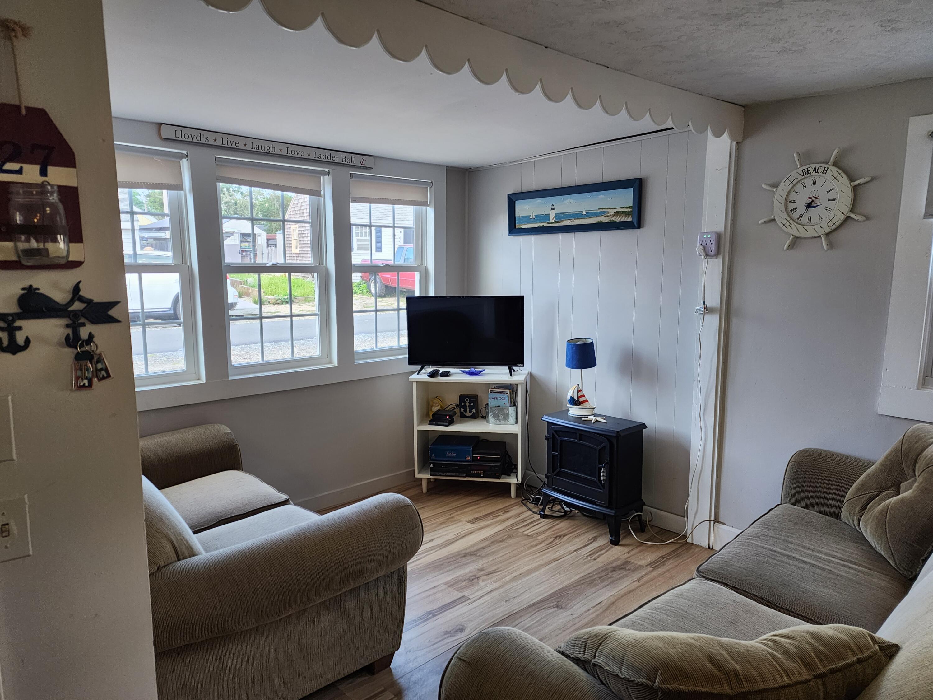 218 Old Wharf Road, Unit 211 ROSE & CROWN Dennis Port, MA 02639 - Photo 7 of 22 20230827_164845