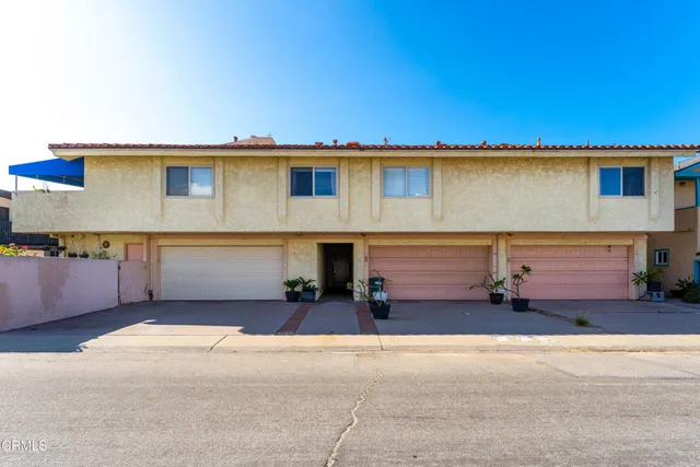 $4,700,000 | 3301-3305 Ocean Drive, Oxnard, CA 93035
