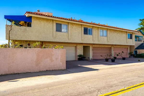 $4,700,000 | 3301-3305 Ocean Drive, Oxnard, CA 93035