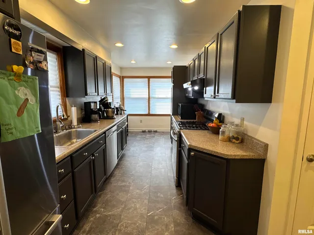 $150,000 | 329 West Fisk Street, Macomb, IL 61455