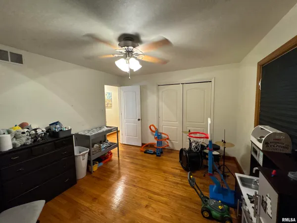 $150,000 | 329 West Fisk Street, Macomb, IL 61455
