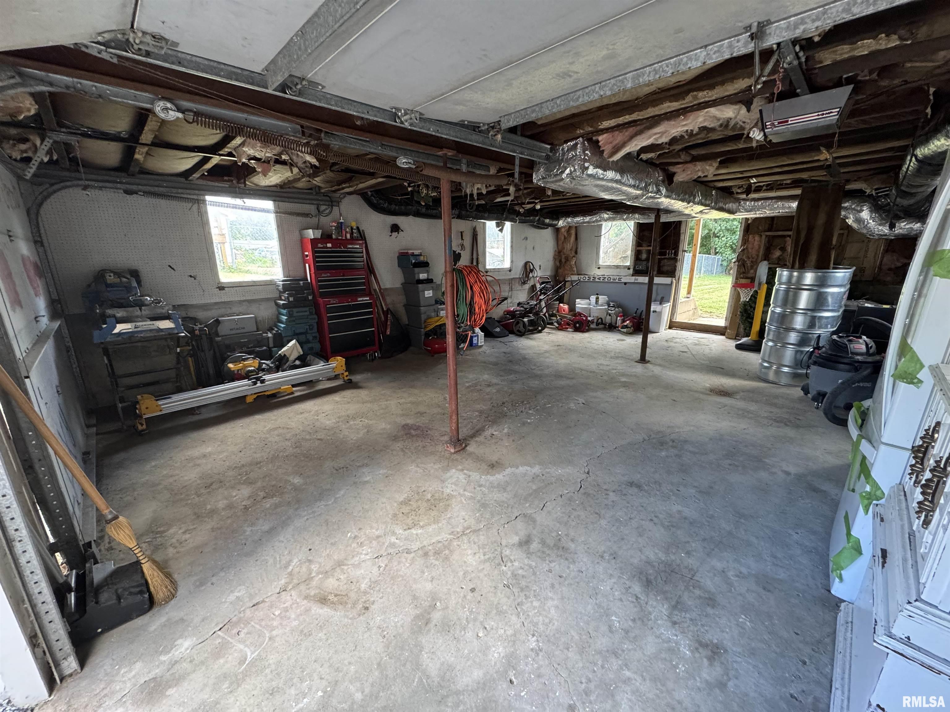 329 West Fisk Street Macomb, IL 61455 - Photo 58 of 71