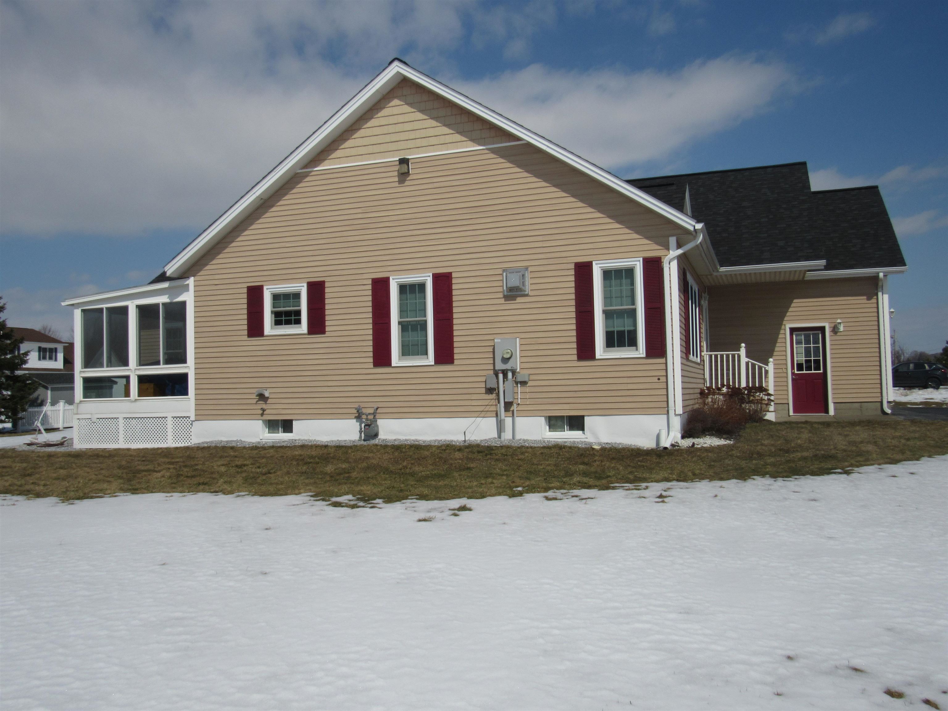 1 Ridgeview Avenue St. Albans Town, VT 05478 - Photo 4 of 24 Gallery Image 4