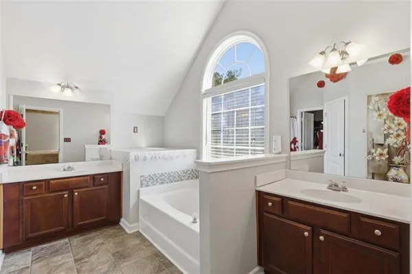 $290,000 | 140 Revolutionary Drive, Hampton, GA 30228